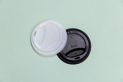Coperchio per tazza di colore naturale flip-top standard da 90 mm CPLA